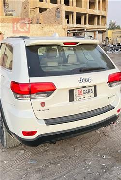 جیپ گراند شیرۆکی